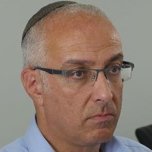 הרב אביגדור לוינגר